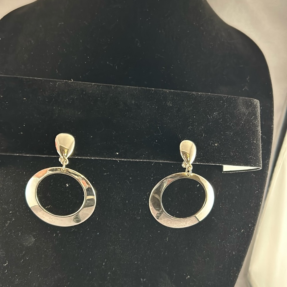 Premier Fine design Silver clip on earrings